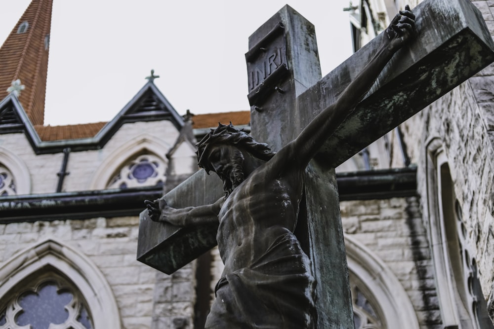 Crucifix statue