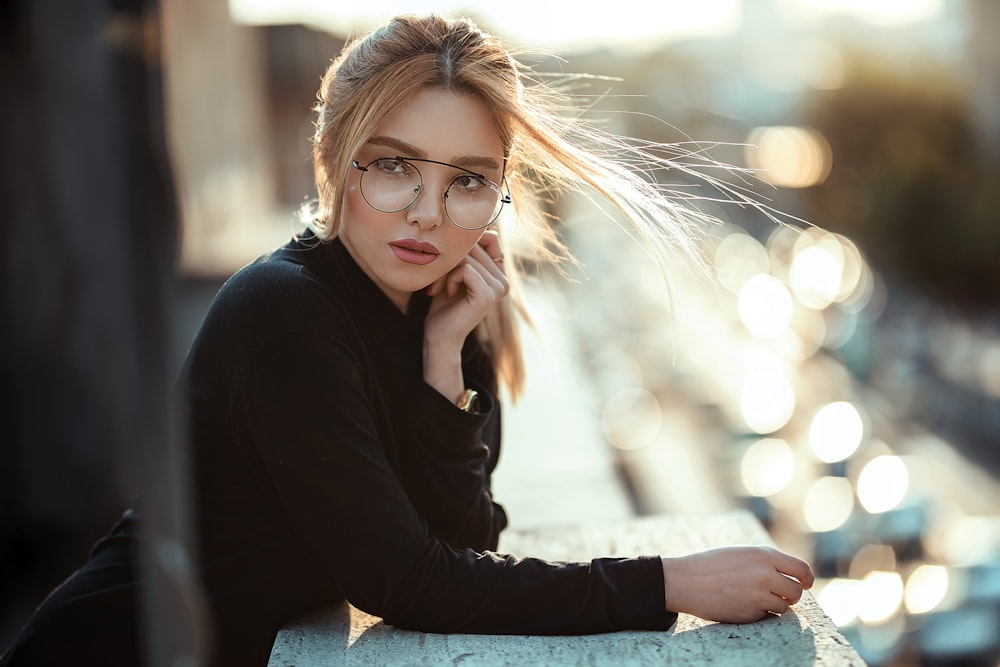 woman wearing eyeglasses