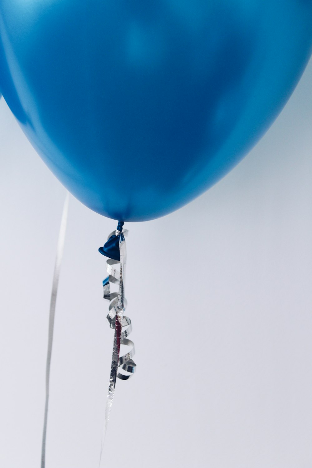 blue balloon