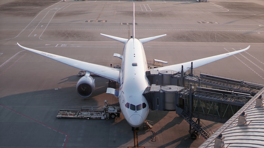 white airliner in airport