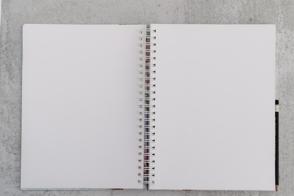 Blank Notebook Pictures Download Free Images On Unsplash