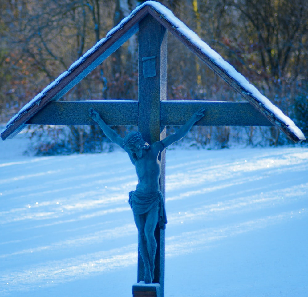 crucifix display