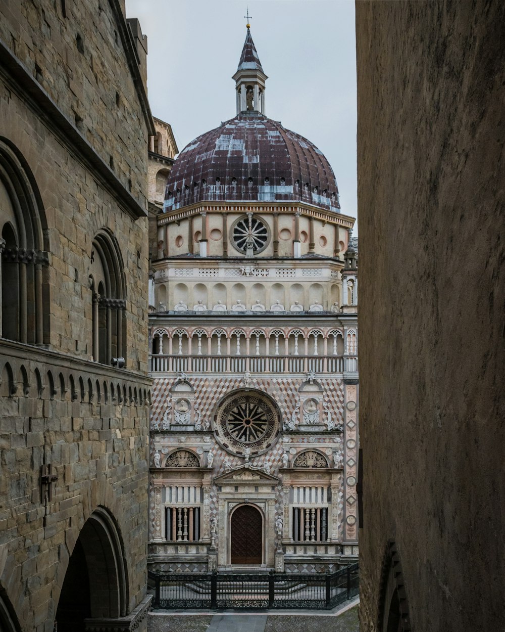 beige and red dome church during daytime