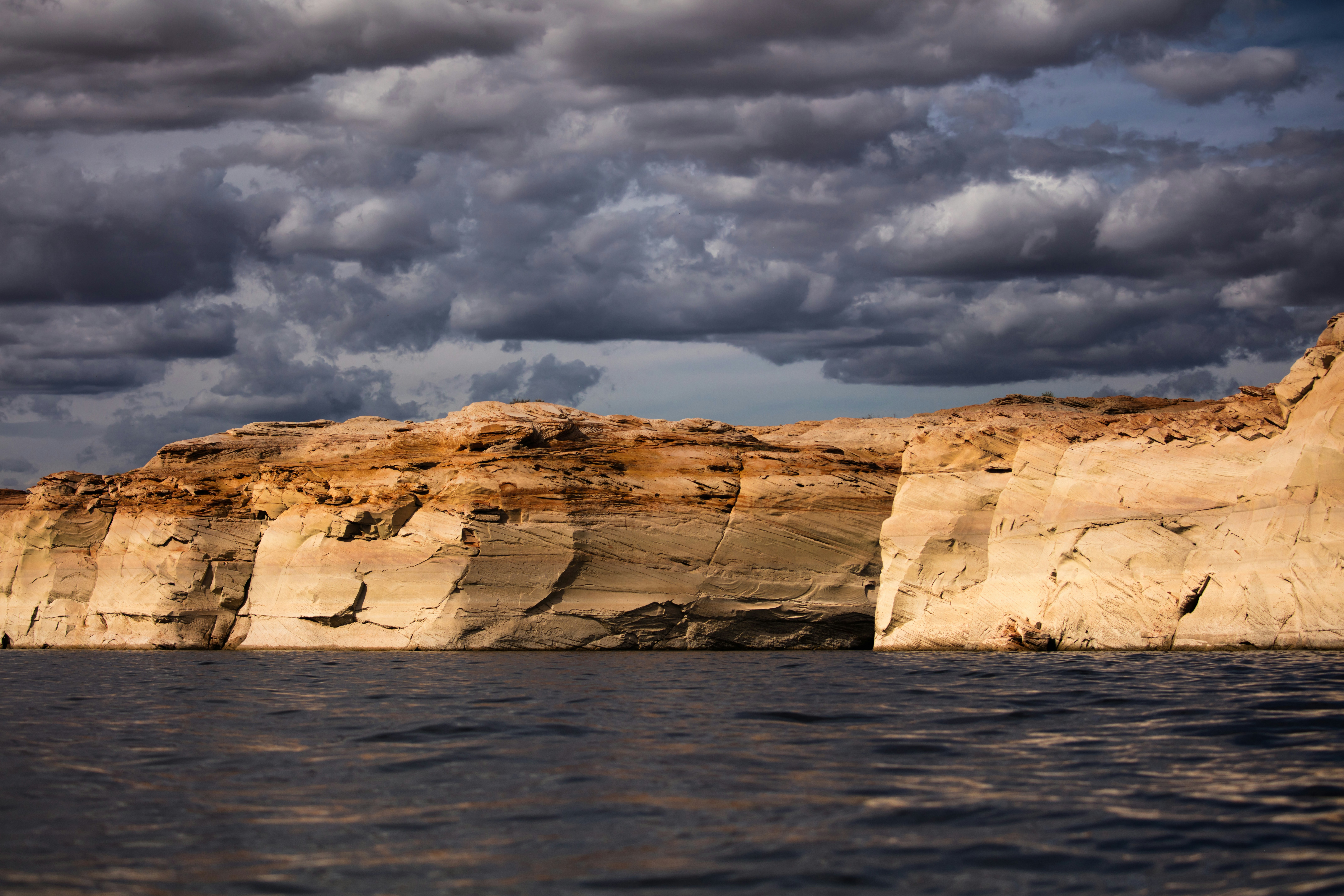 Photo by worldsbetweenlines