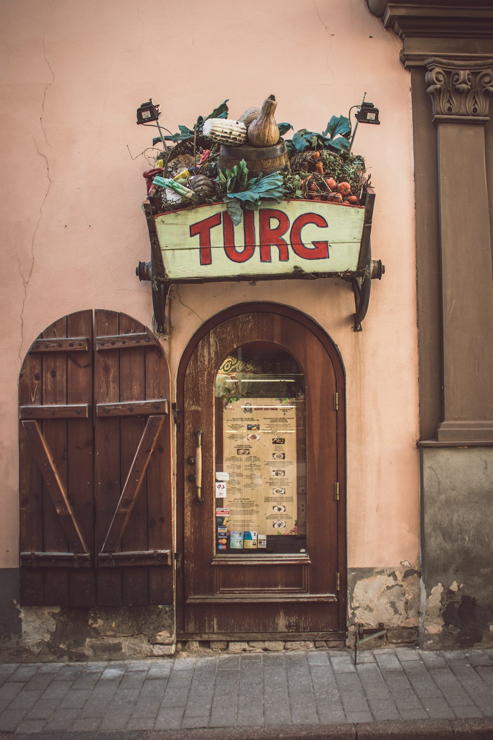 Turg signage