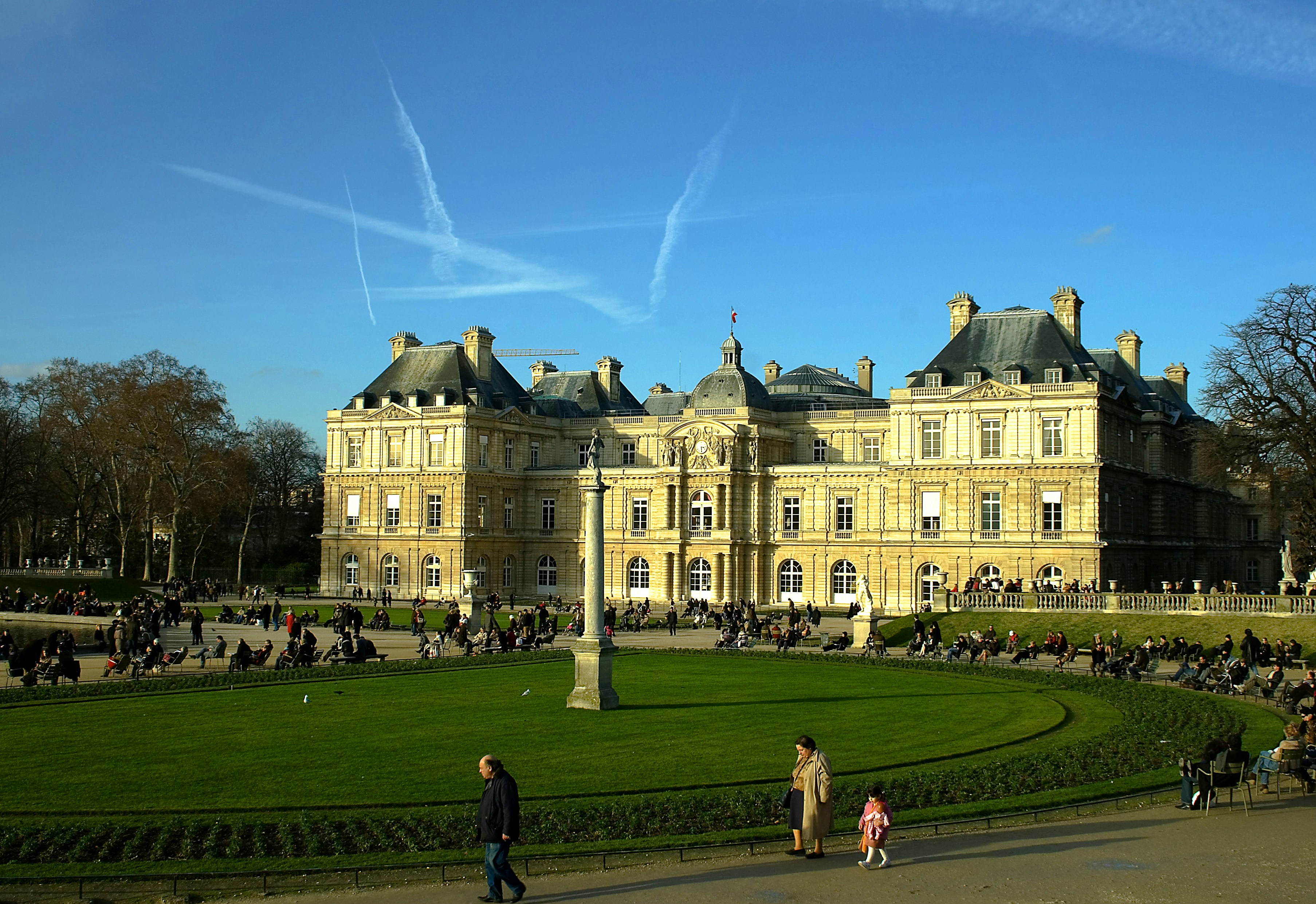 Stay online in the Luxembourg with a prepaid eSIM from eSIMlii. Instant activation, no roaming charges, and reliable coverage.