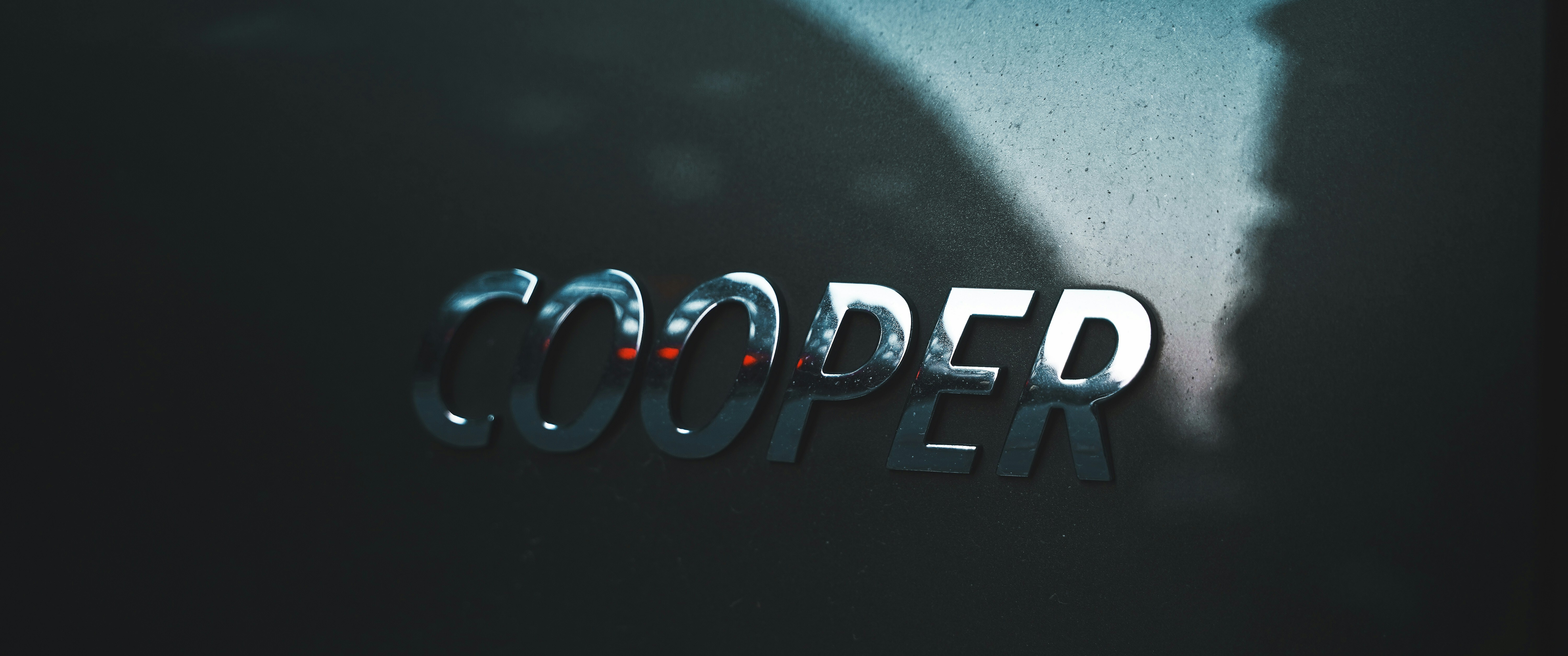 photo-1555001196-9b3d5c9ae0c9?ixid=M3wxM