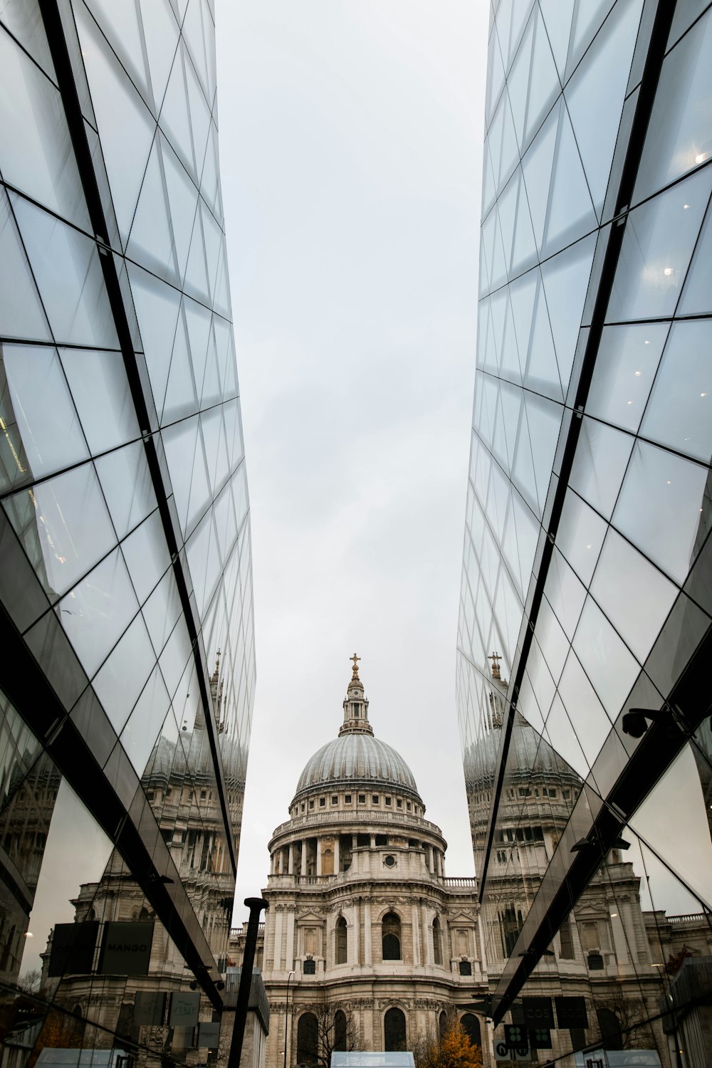 brown concrete dome building