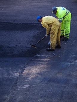 sealcoating and striping 