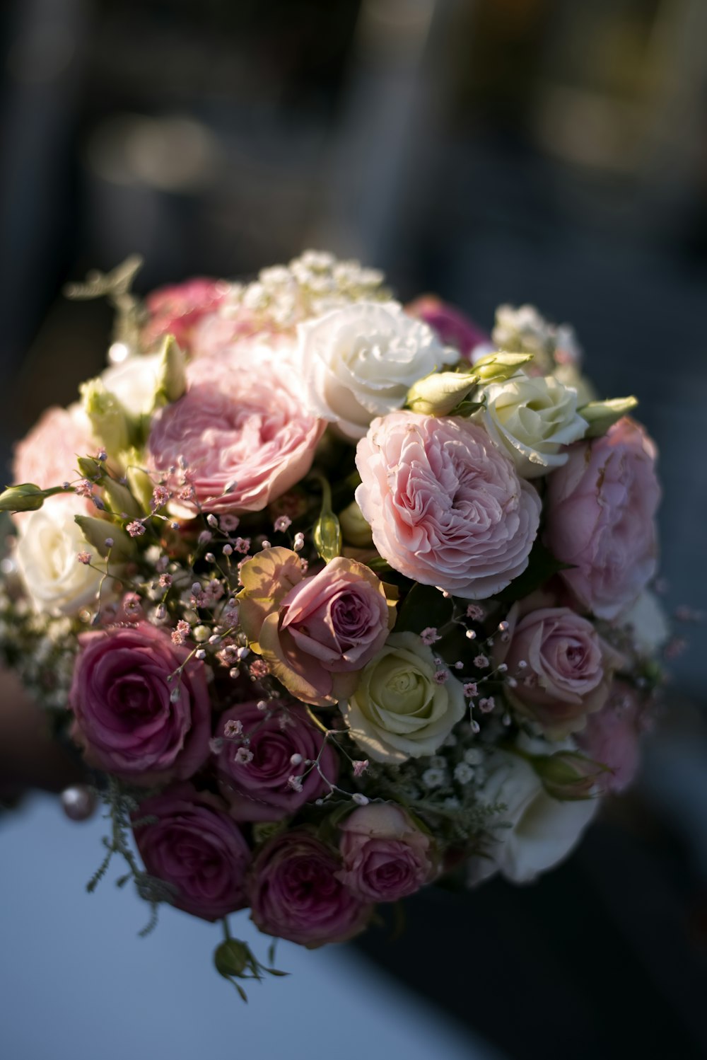 pink and white rose flower bouquet