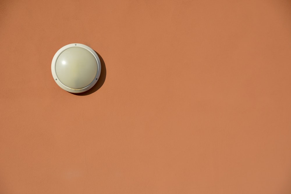 round white recessed light