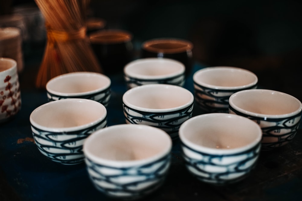 white-and-black ceramic bowls