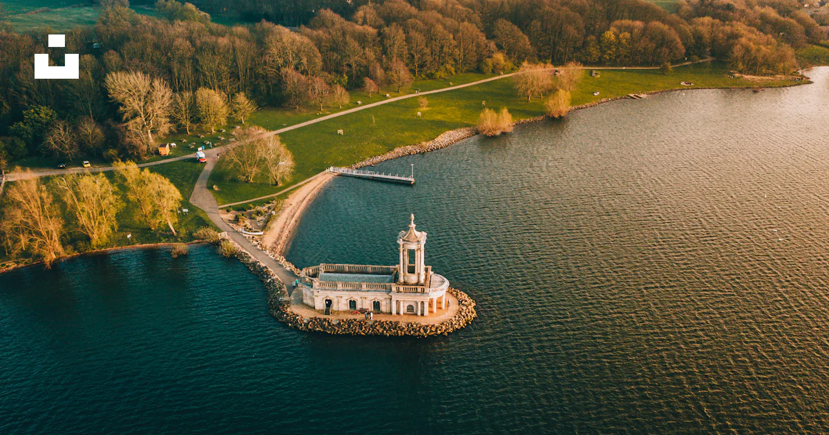 Aerial photo of house on island surrounded with body of water photo ...