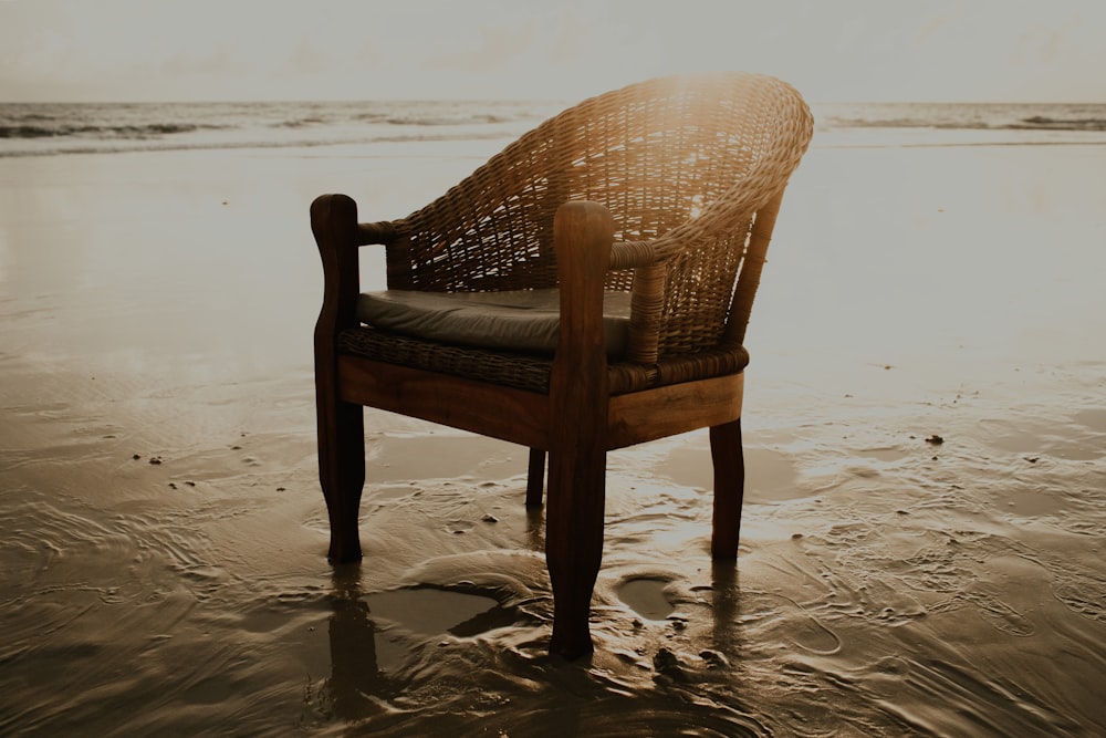 brown wicker armchair on focus photography