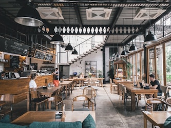 Bouillon Saint-Laud - Brasserie parisienne traditionnelle