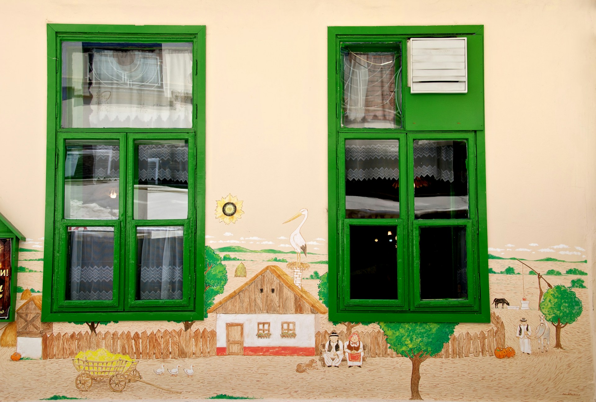 gray computer monitor