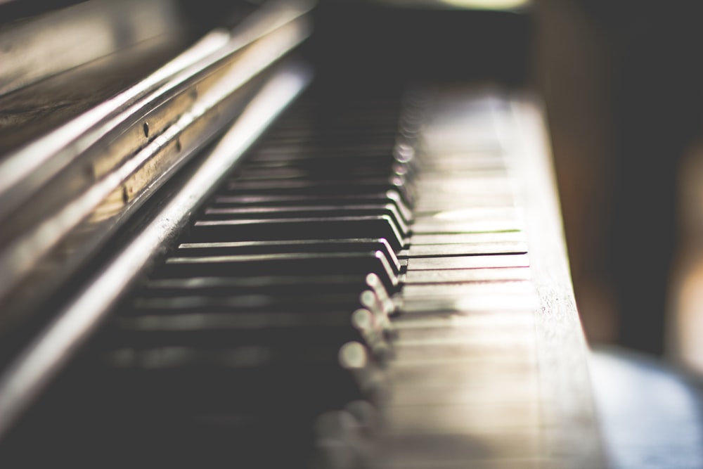 piano keyboard