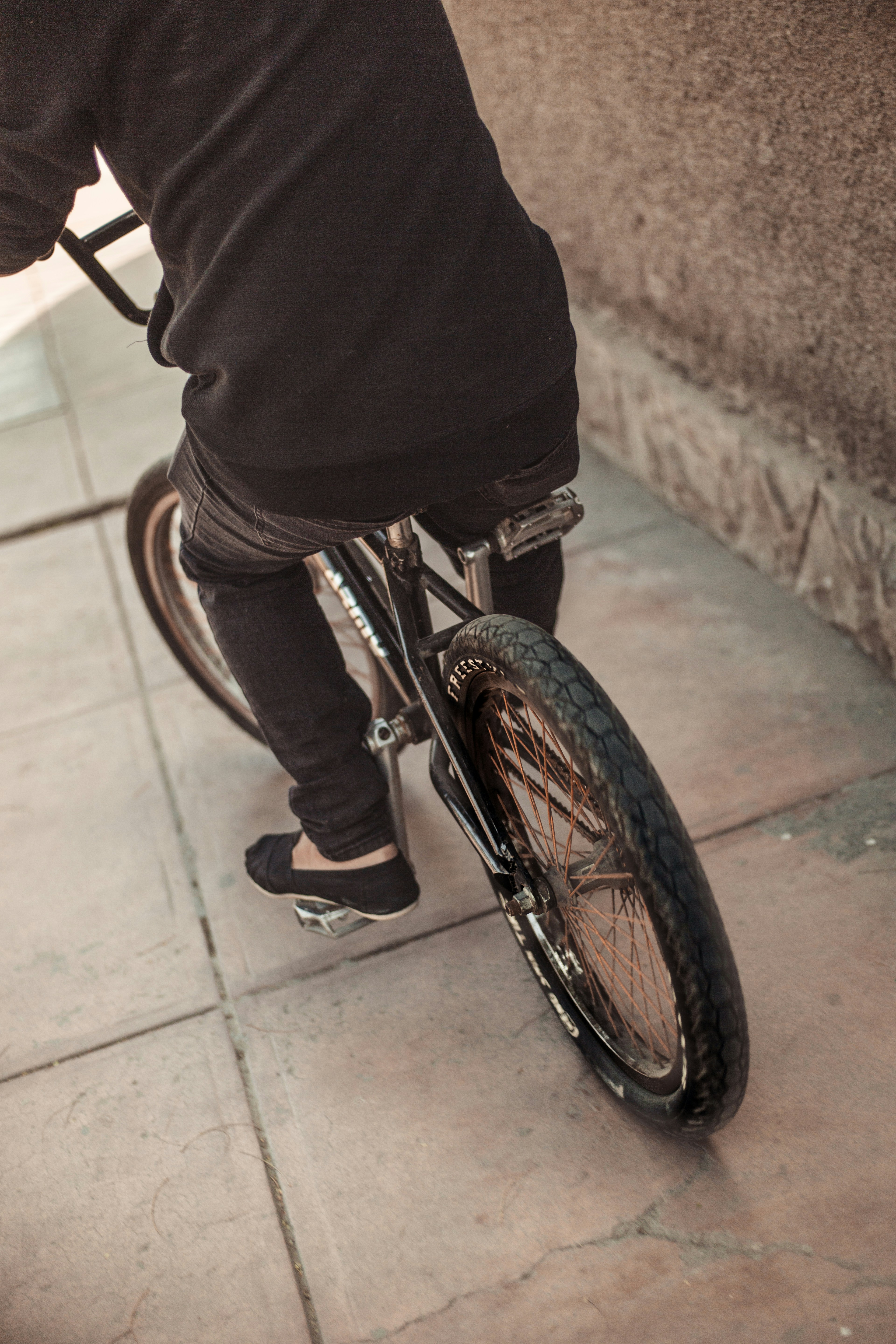 Photo by josealjovin