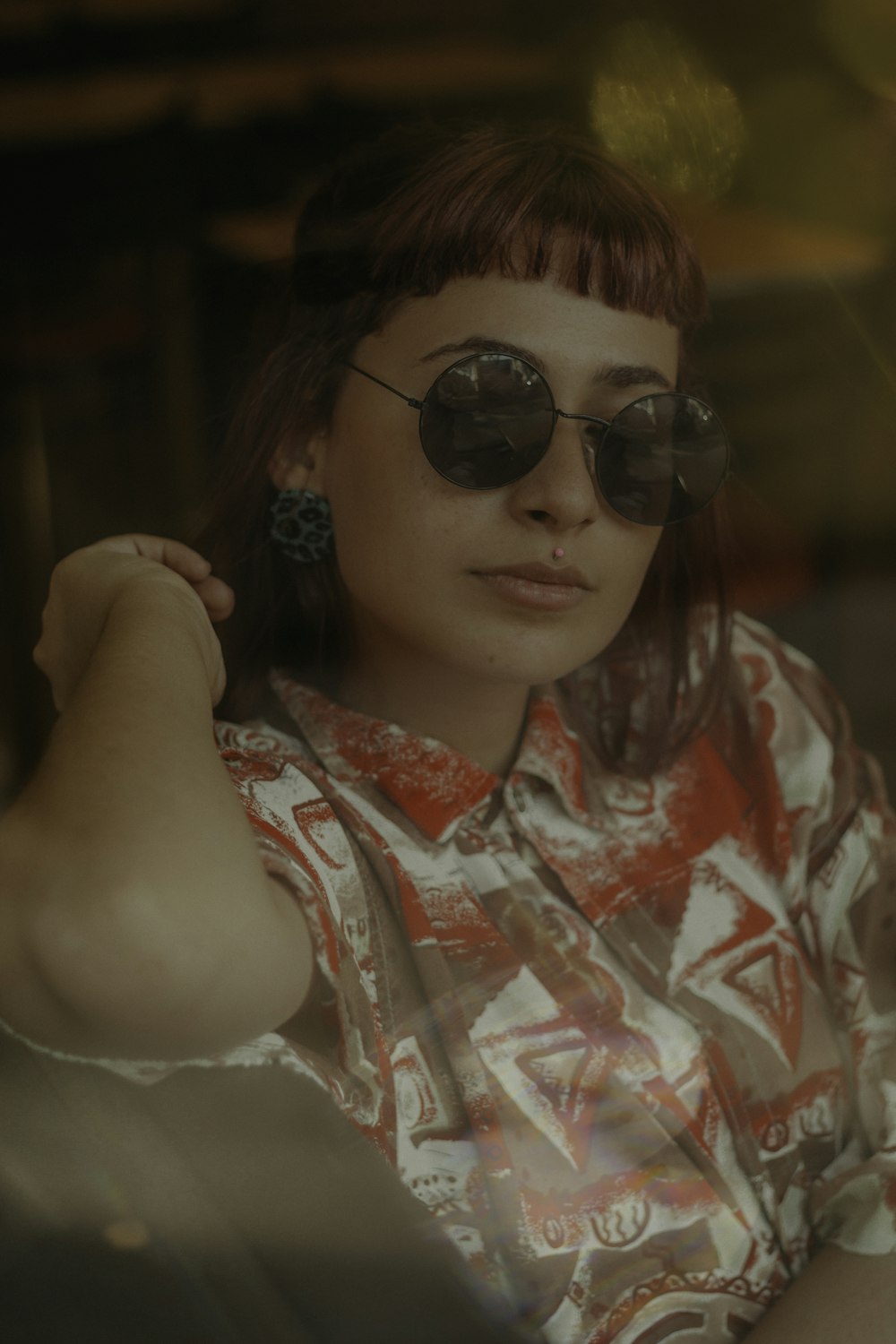 woman wearing black sunglasses