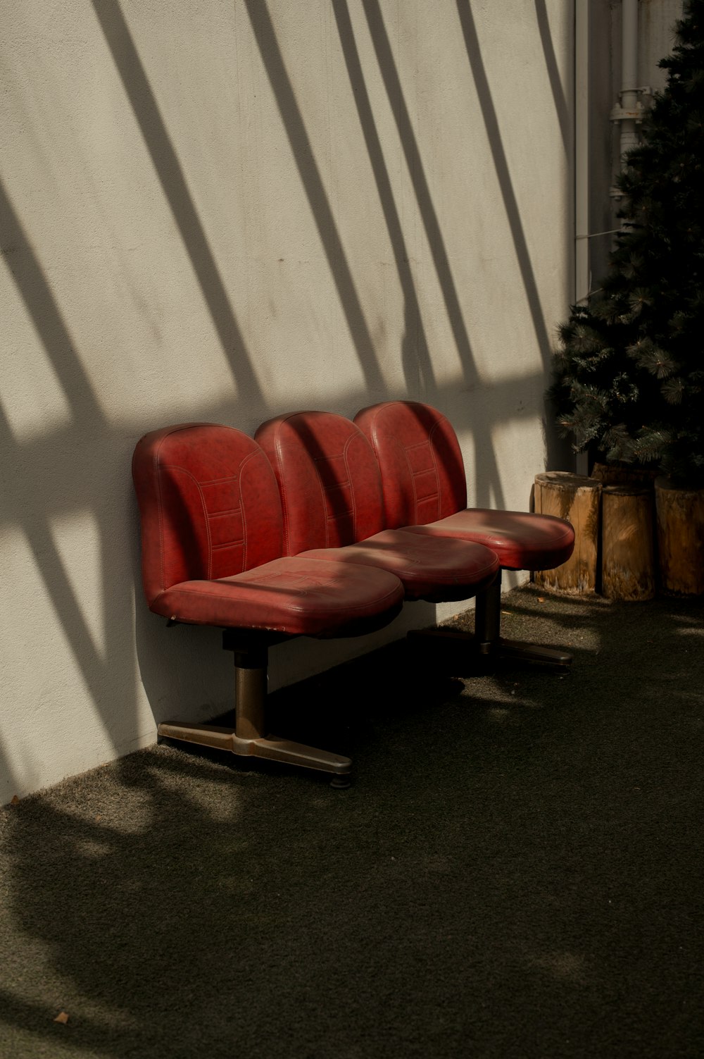 red leather gang chair