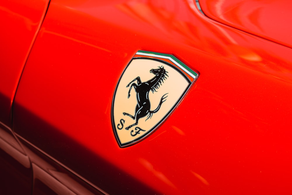 Ferrari emblem