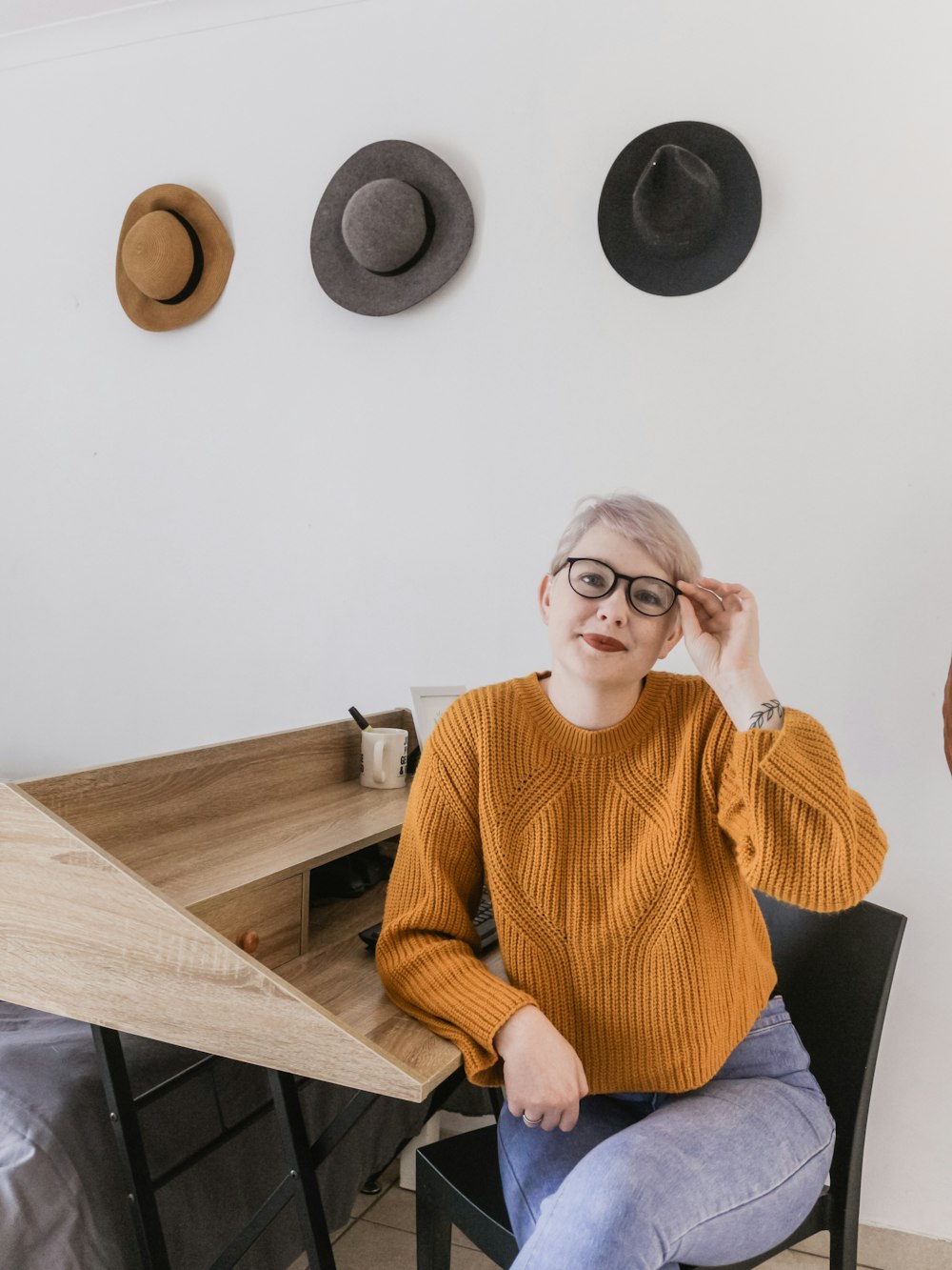 woman sitting on chair