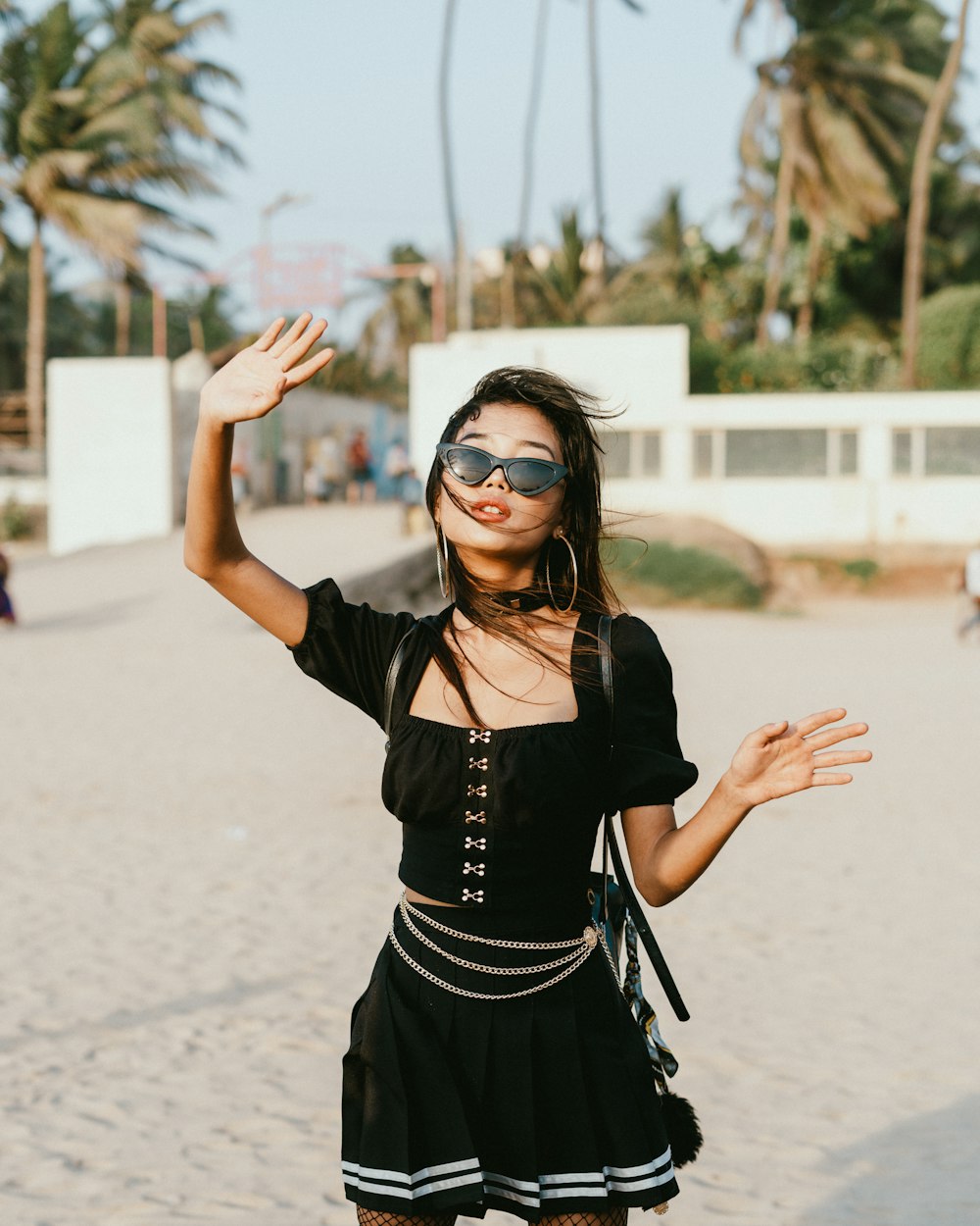 woman wearing black dress