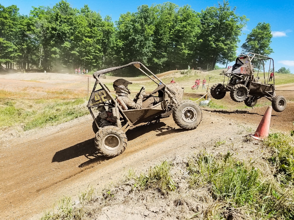 two dune buggy on dirt road