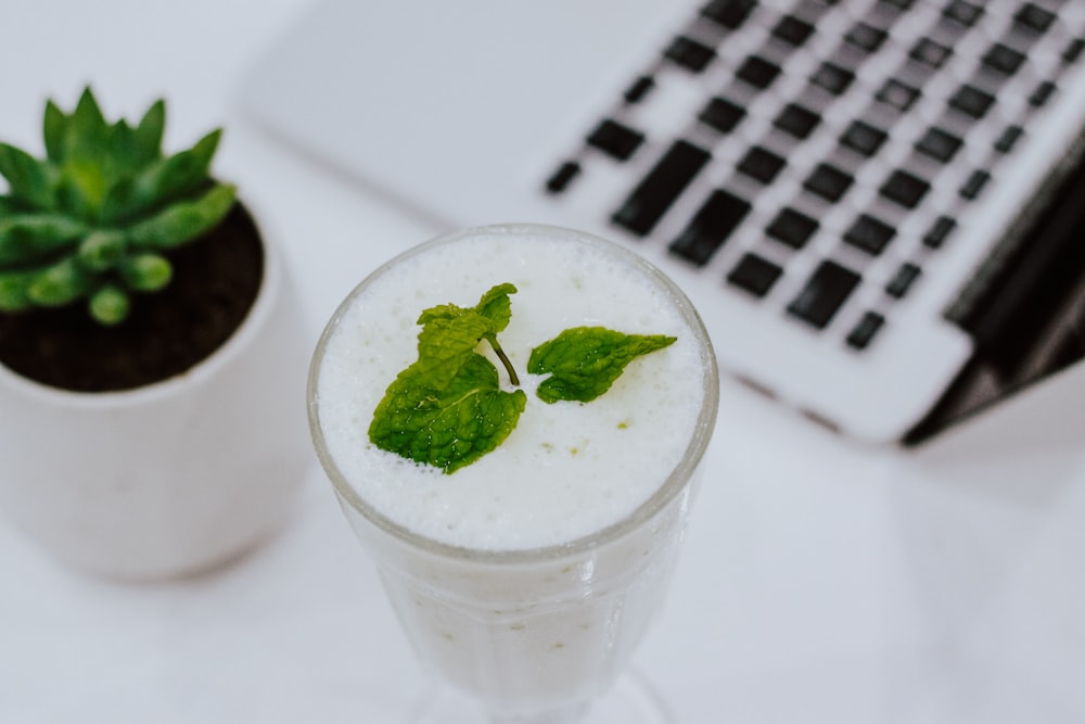 milk shake with greens