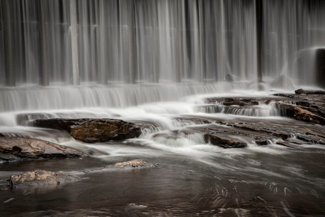 waterfalls during daytime