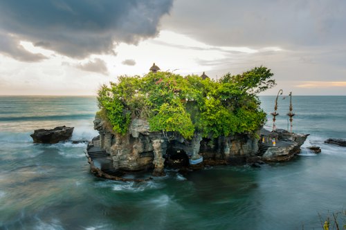 Tanah Lot Temple