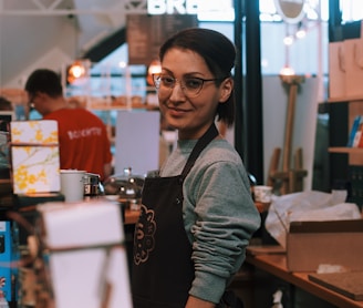 barista standing at the counter