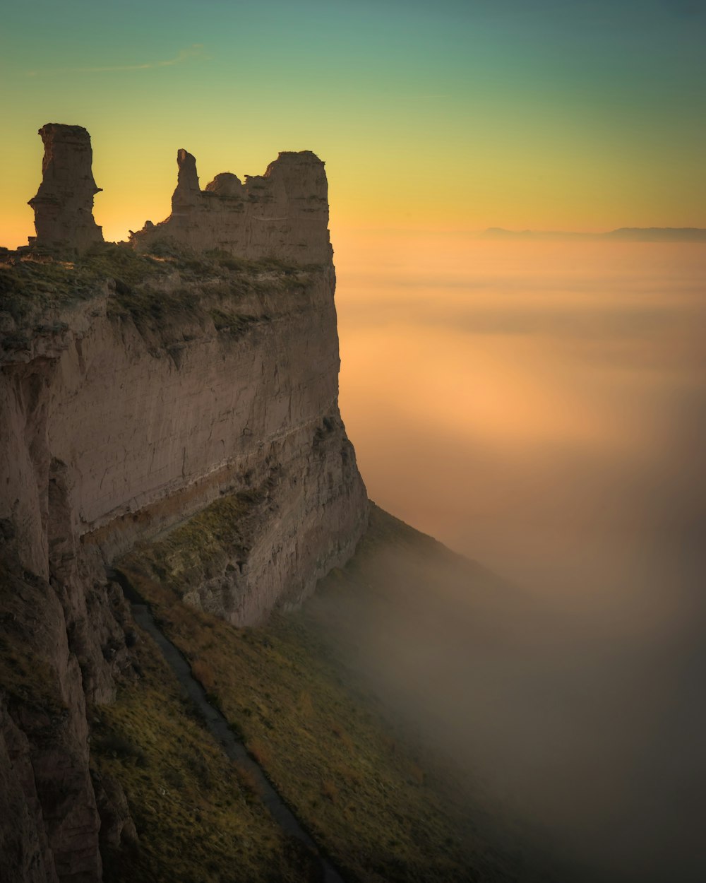 aerial view photography of cliff