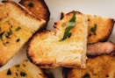 garlic bread