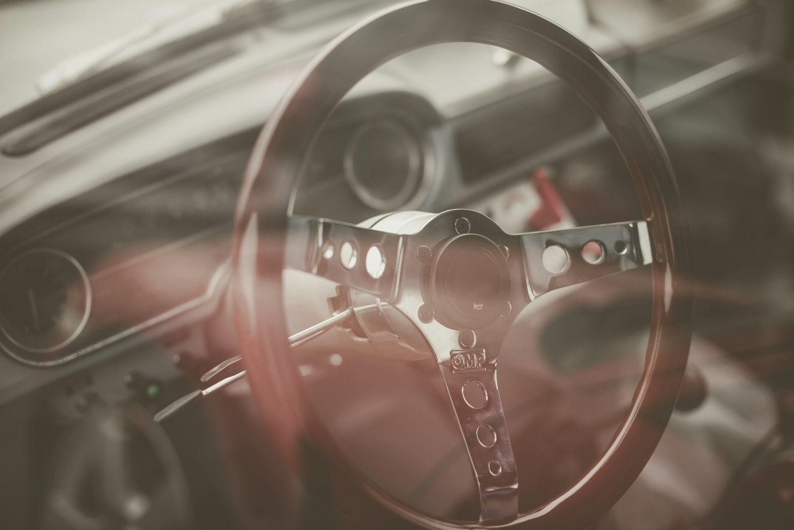 Canon EOS 5D + Canon EF 50mm F1.4 USM sample photo. Steering wheel photography