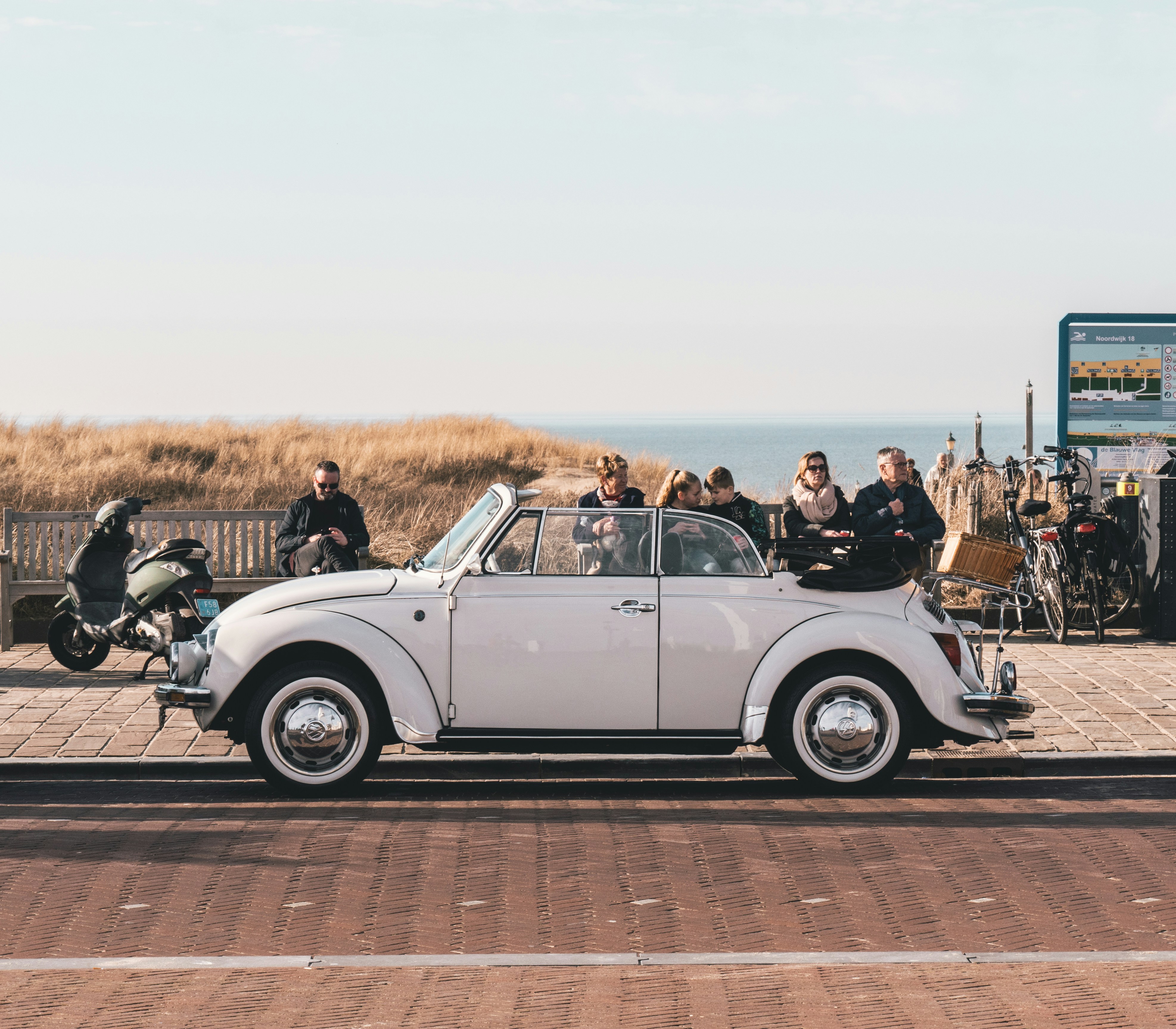vintage beach wedding car, wallpaper, Fiat 500 Jolly: A Classic Beach Wedding Car 5