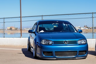 blue Volkswagen vehicle
