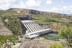 Old photograph of the first electric power plant installed in 1866 at the Sabatella mill.
