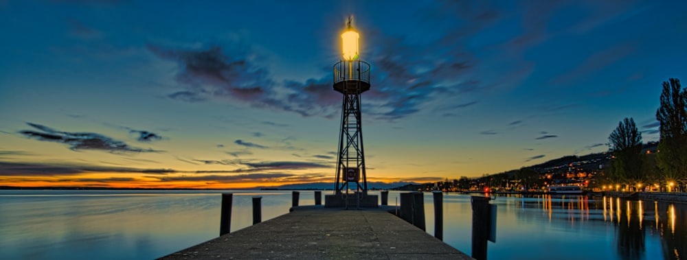 lighthouse on focus photography