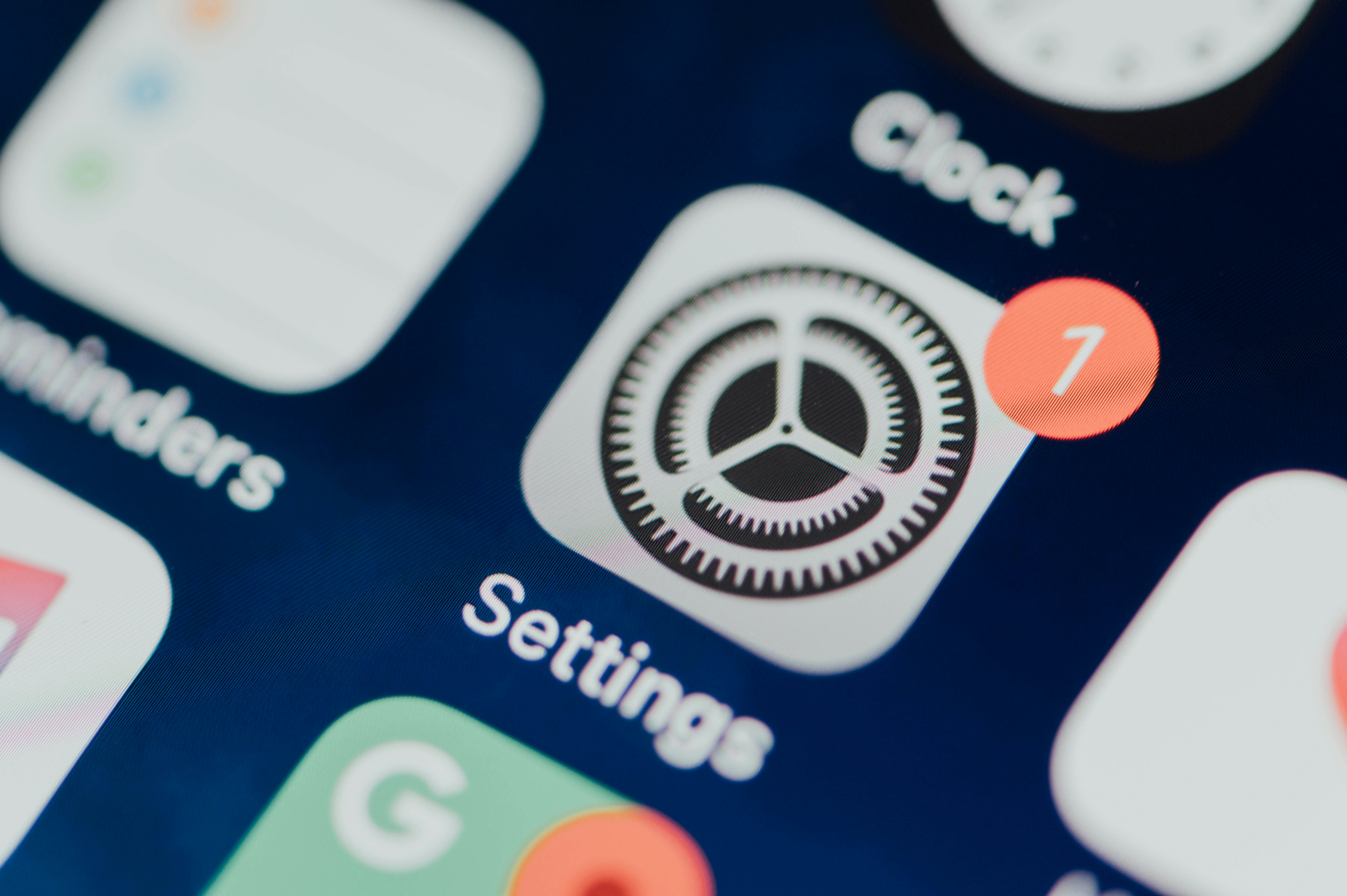 Does iOS Actually Slow Down Your iPhone? We Dug Into the Real Story