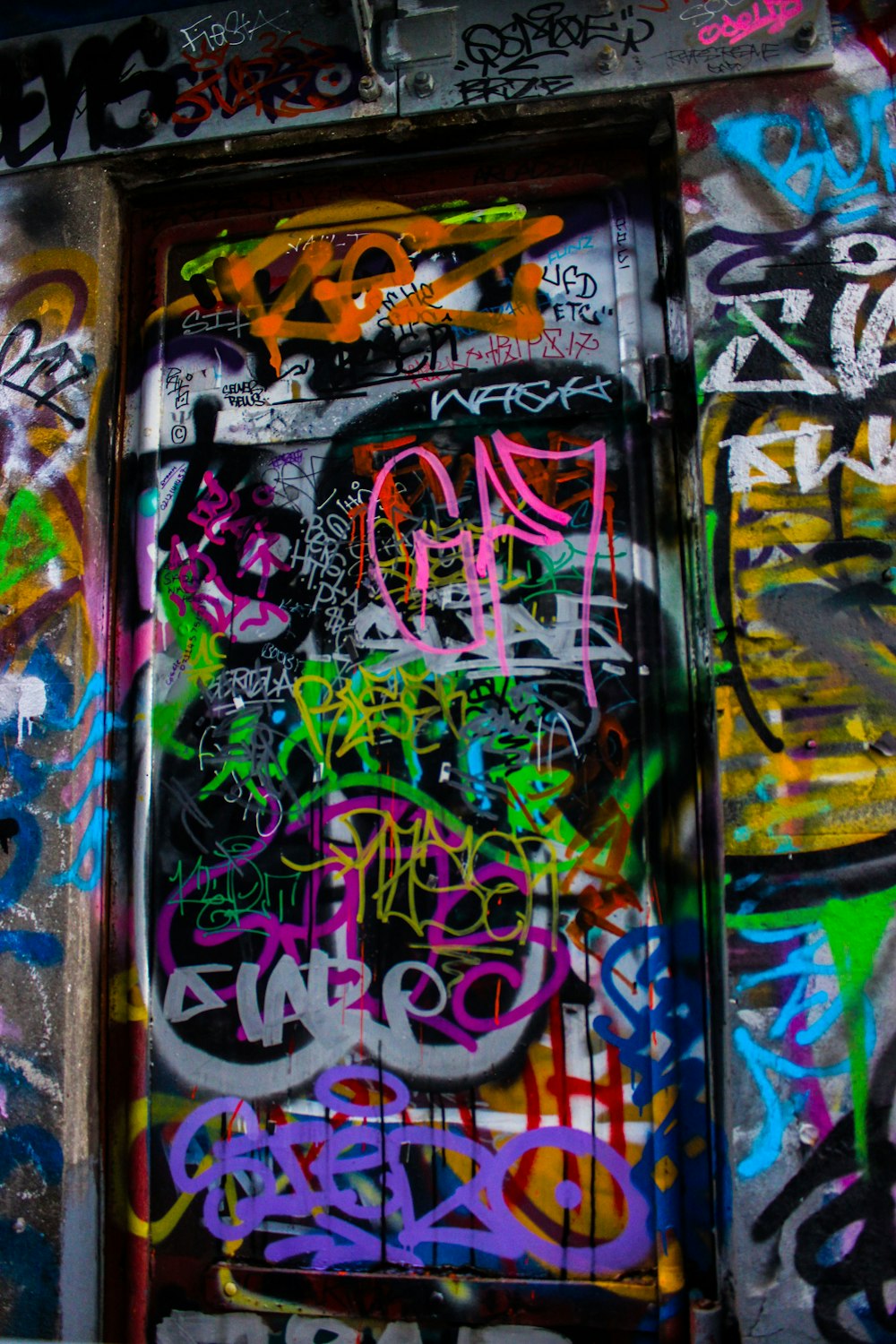 assorted-colored wall graffiti
