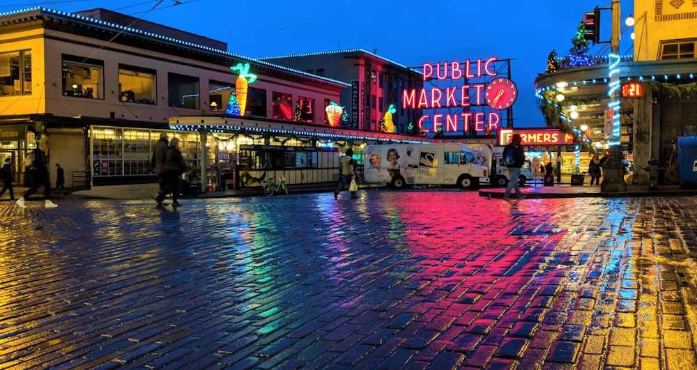 Beschilderung des öffentlichen Marktzentrums