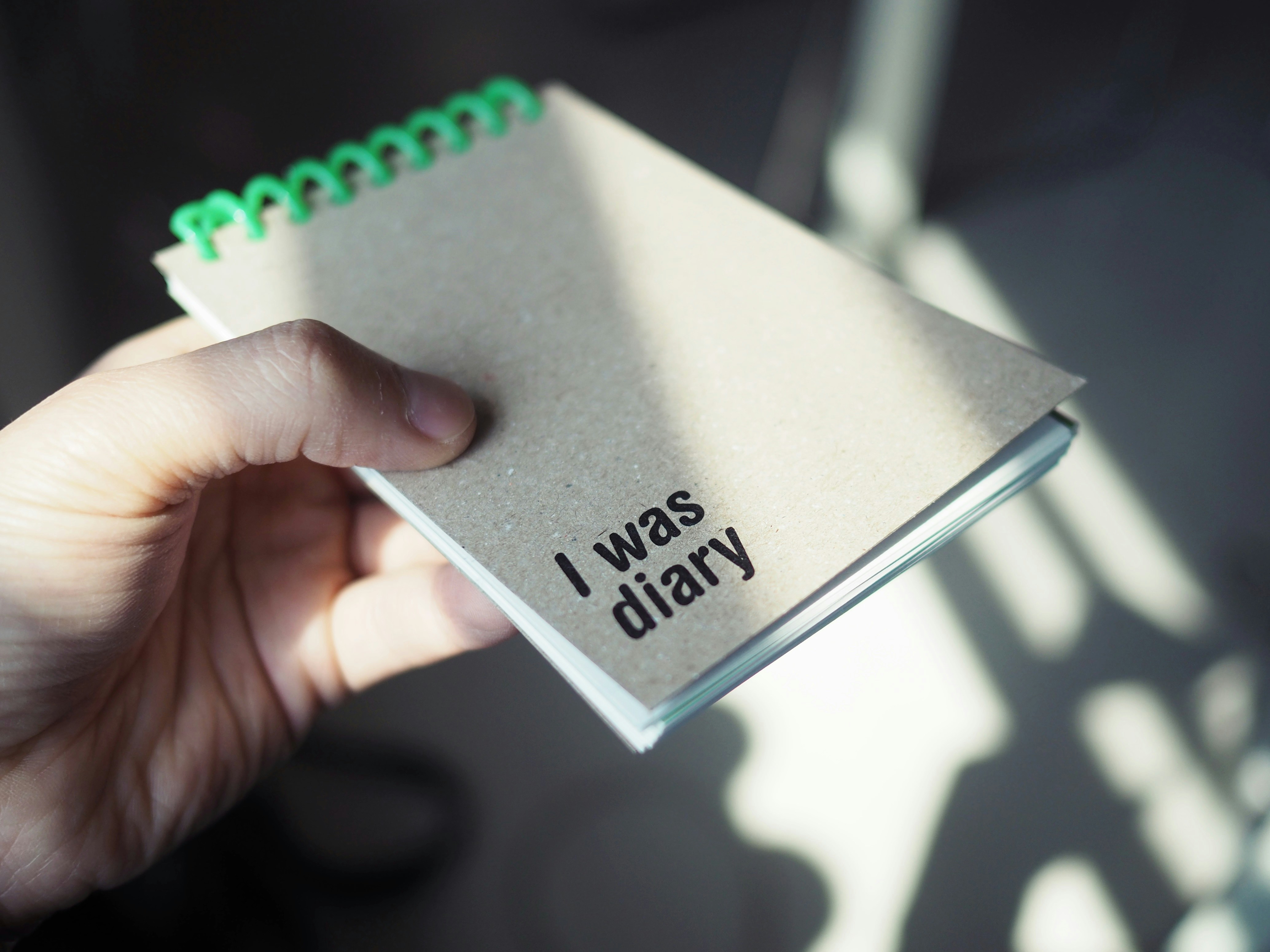 Journal vs Diary: What's the Real Difference and Which Should You Keep?