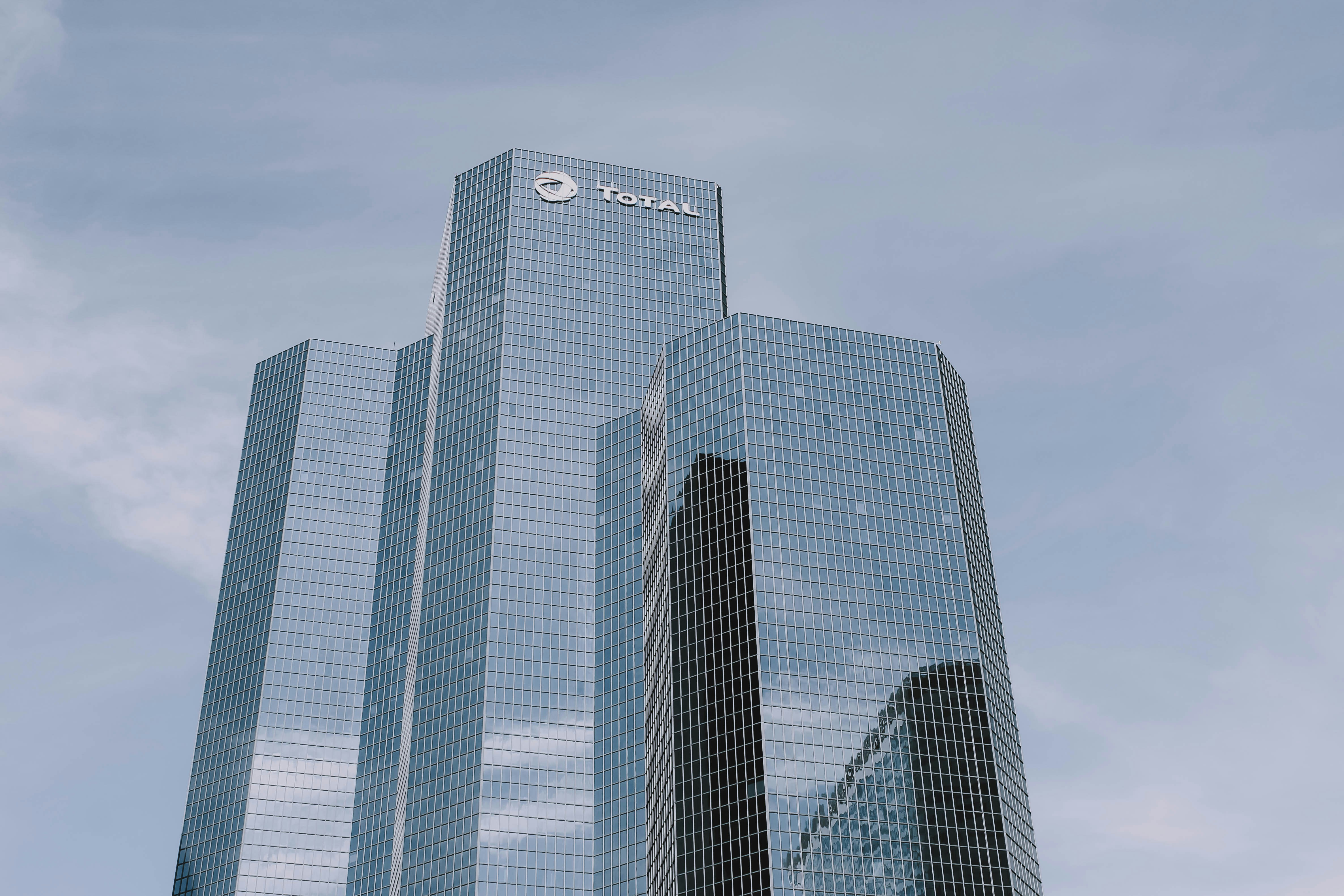 Barclays Maintains Equal-Weight on Alkami Technology, Lowers Price Target to $25
