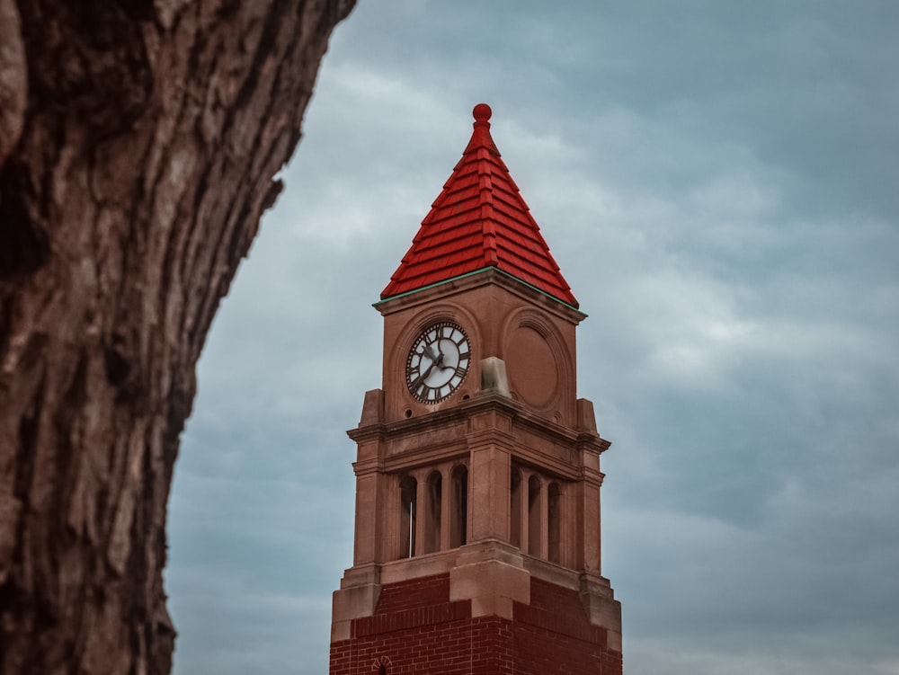 brown and red concrete building