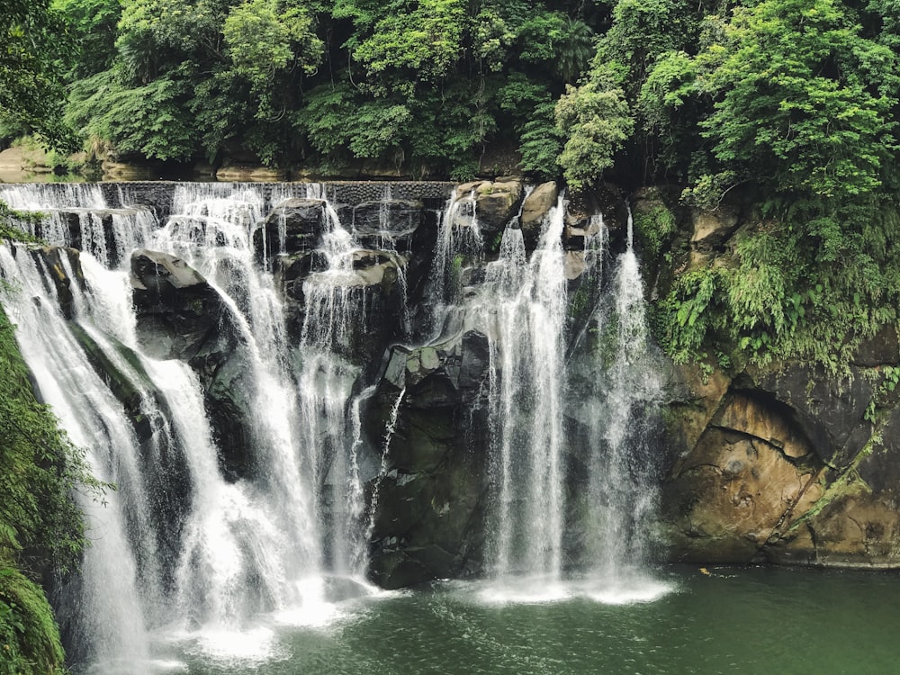 waterfalls photo during daytime