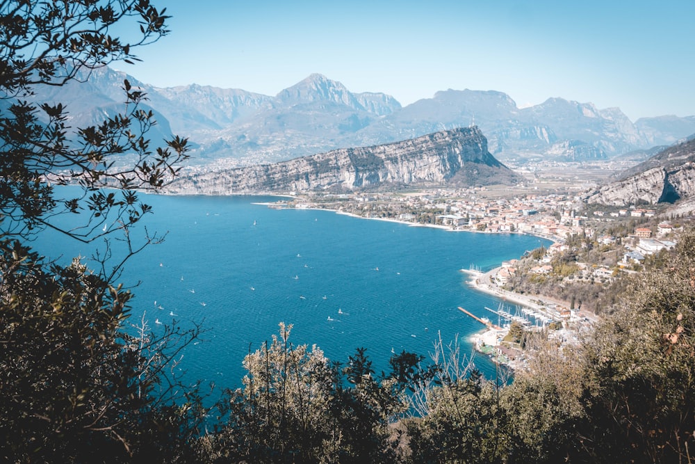 lake and mountain during daytime