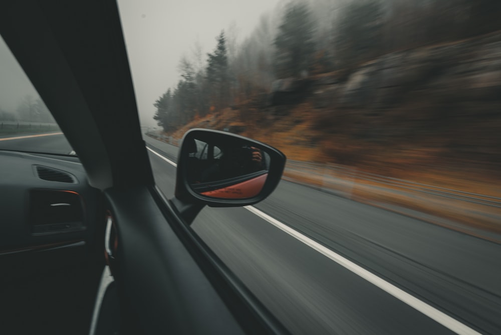 vehicle side mirror