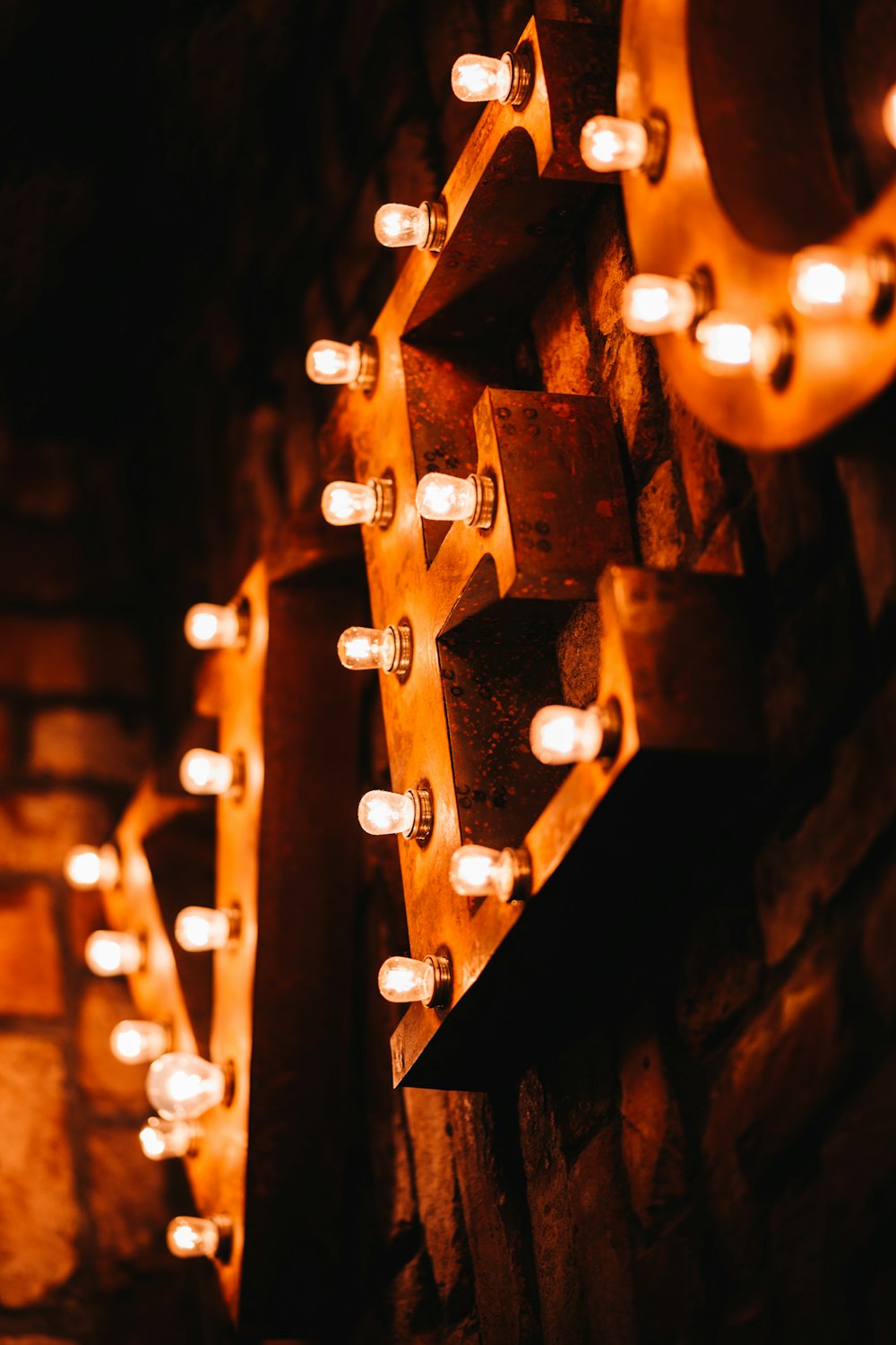 wall lights close-up photography