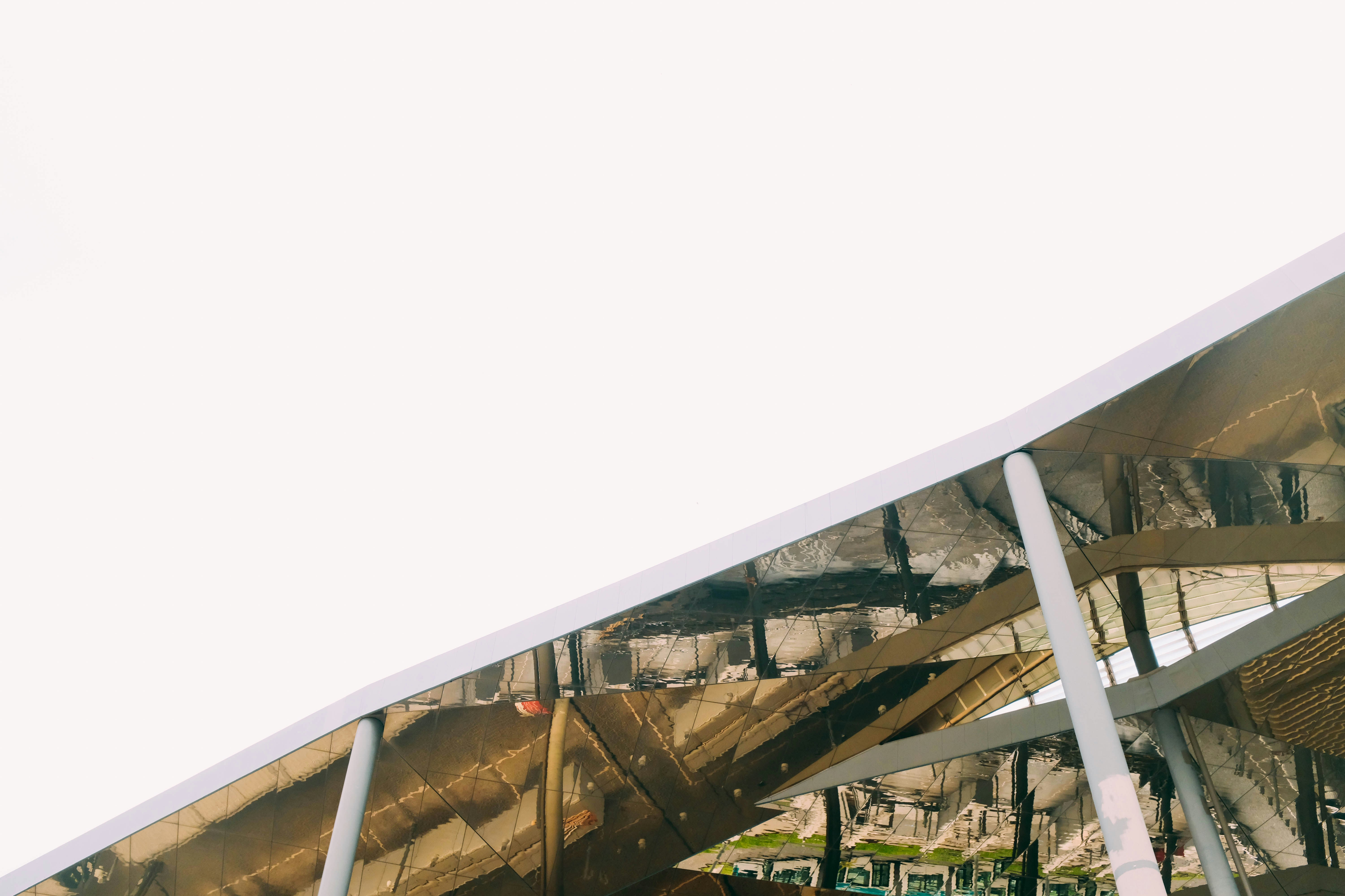 Photo by adrienolichon